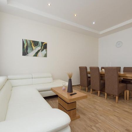 Favoriten Dream Apartment 1100 Vienna Luaran gambar
